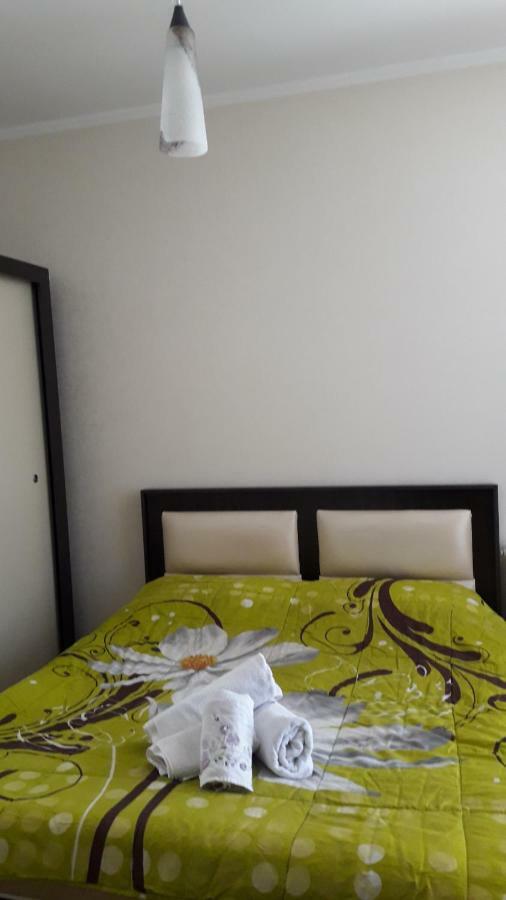 Apartament In The Centre Батуми Экстерьер фото